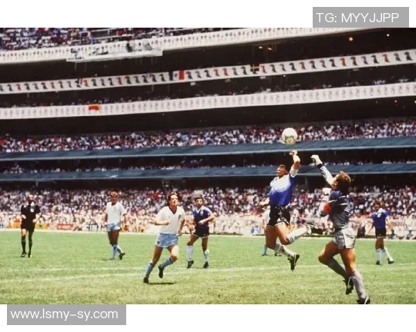 刀锋传奇：足球场上的不屈英雄与战斗精神